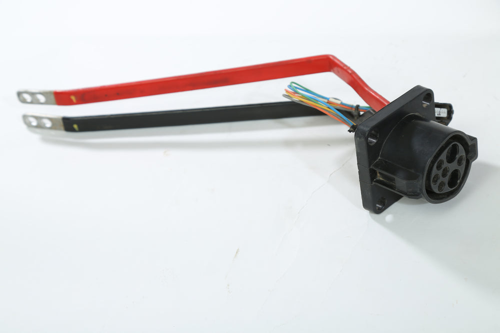 Charging Port With Bus Bar