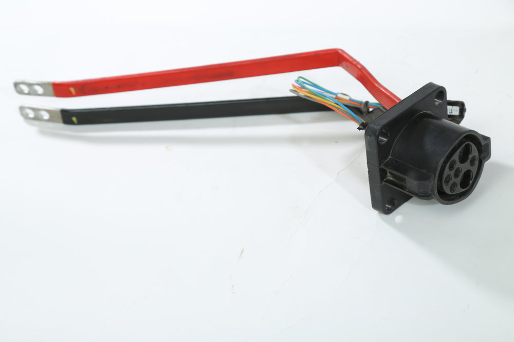 Charging Port With Bus Bar