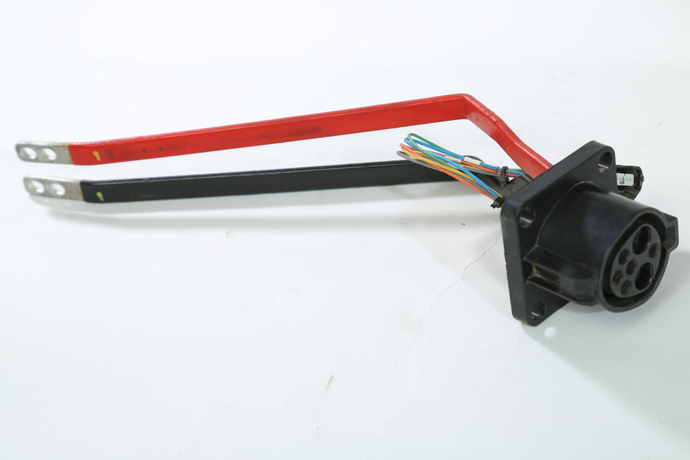 Charging Port With Bus Bar